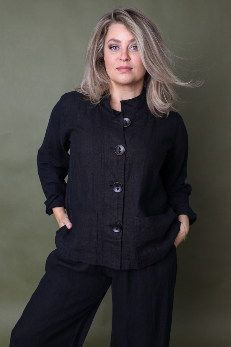 Jacka i lin, Black