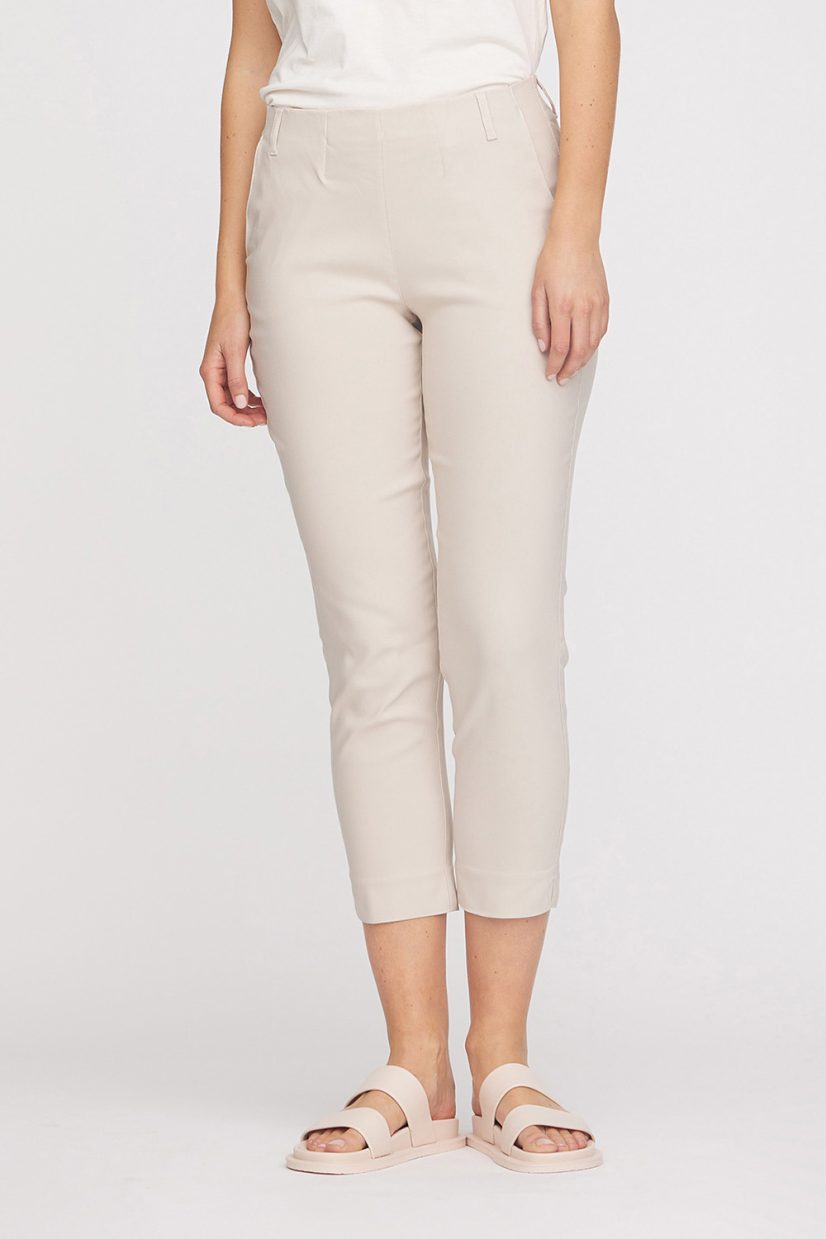 TAYLOR REGULAR CROP Stretchbyxor i viskos, Grey Sand