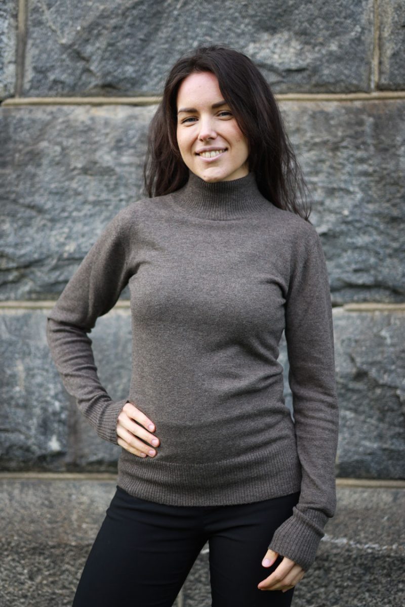 MERINO Stickad polotröja, Mulch Brown