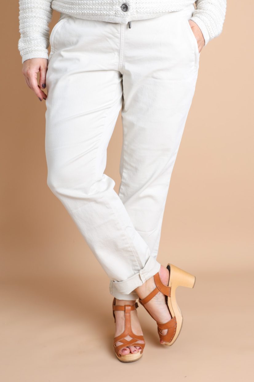 TESSY Byxa i bomullsstretch, Pearl