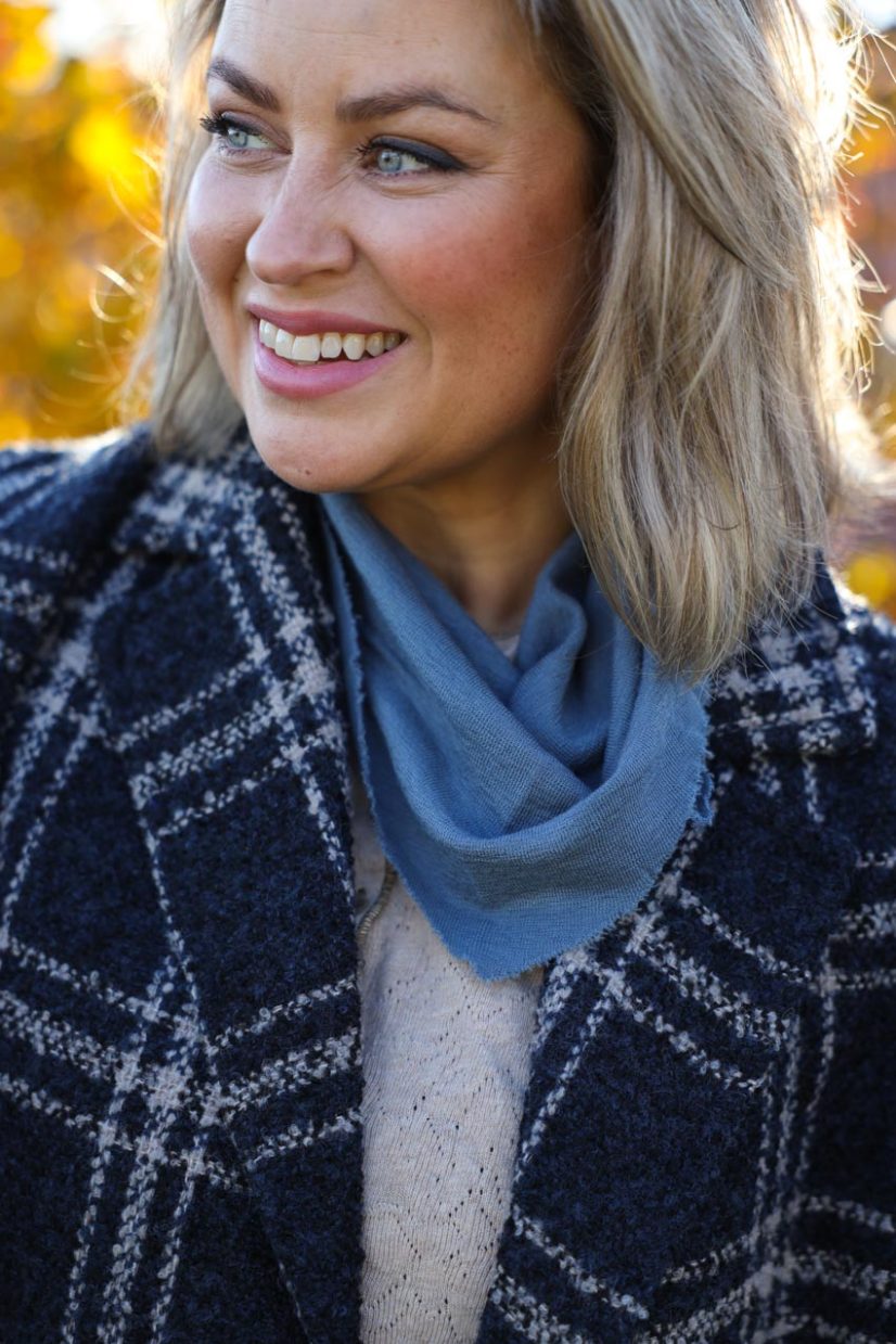 Liten triangelscarf i merinoull, Stormy sea