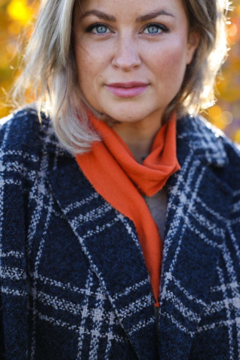 Liten triangelscarf i merinoull, Soft orange
