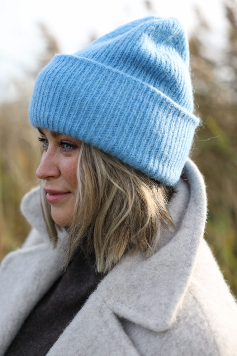 Stickad mössa i ull/mohair/alpacka, Jeans Blue