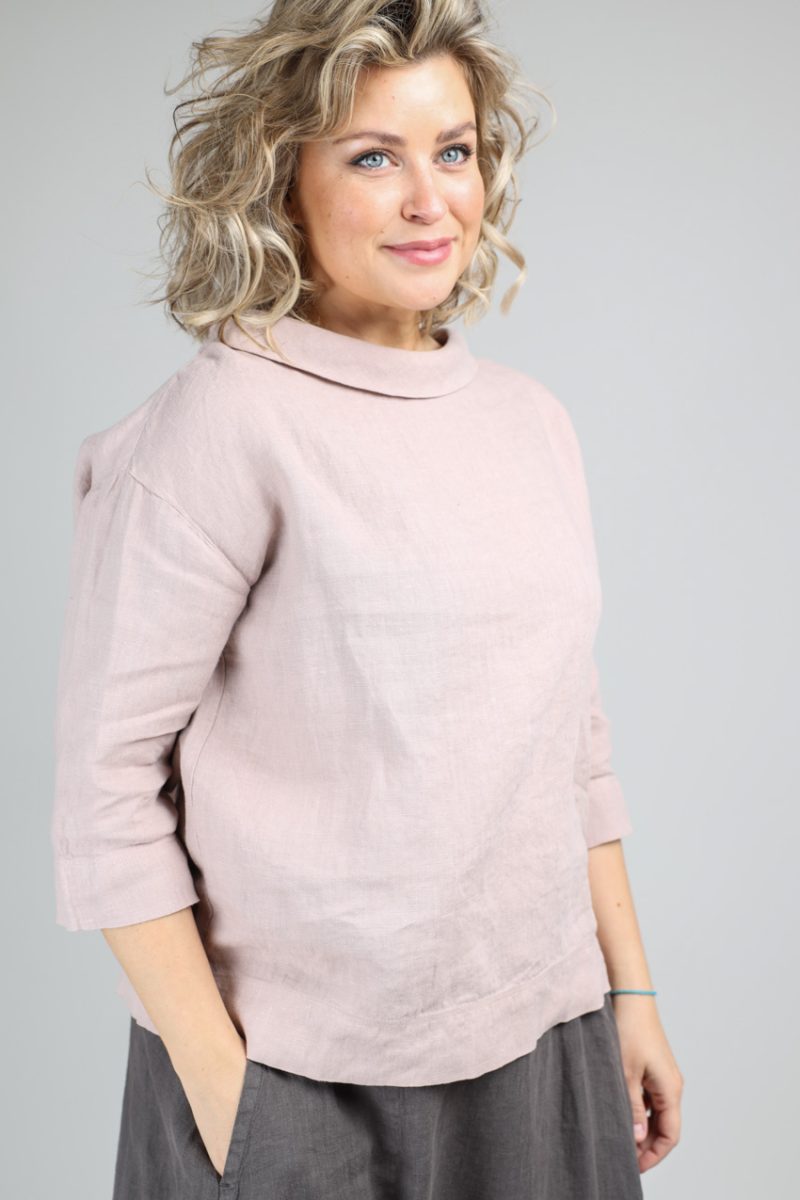Blus med krage i lin, Blusch