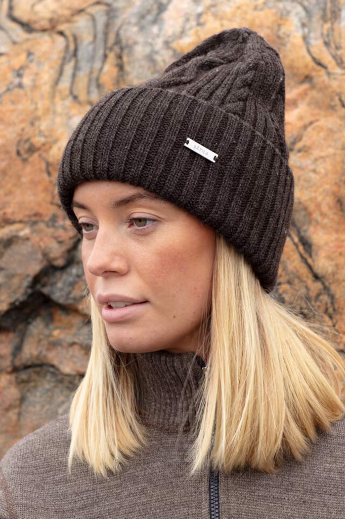 STOCKHOLM Mössa i ull/alpacka, Natural black (brown)
