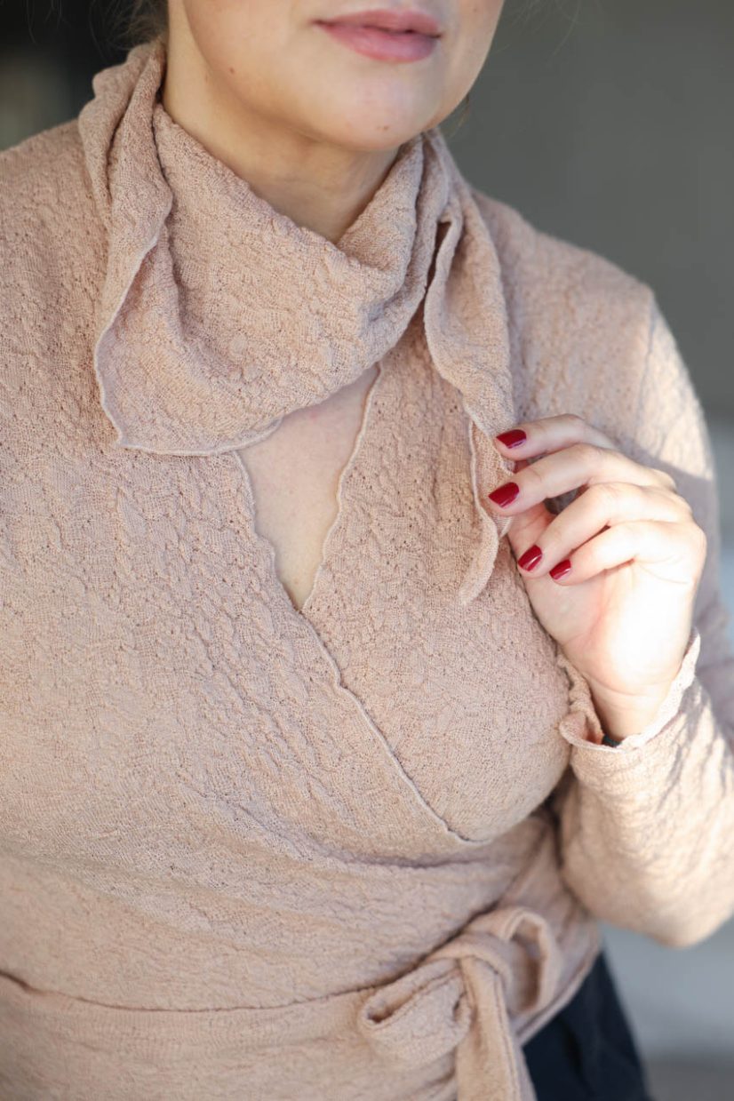 Triangelscarf i merinoull, Nude