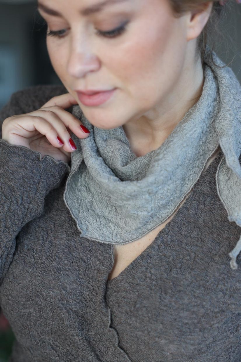 Triangelscarf i merinoull, Elephant