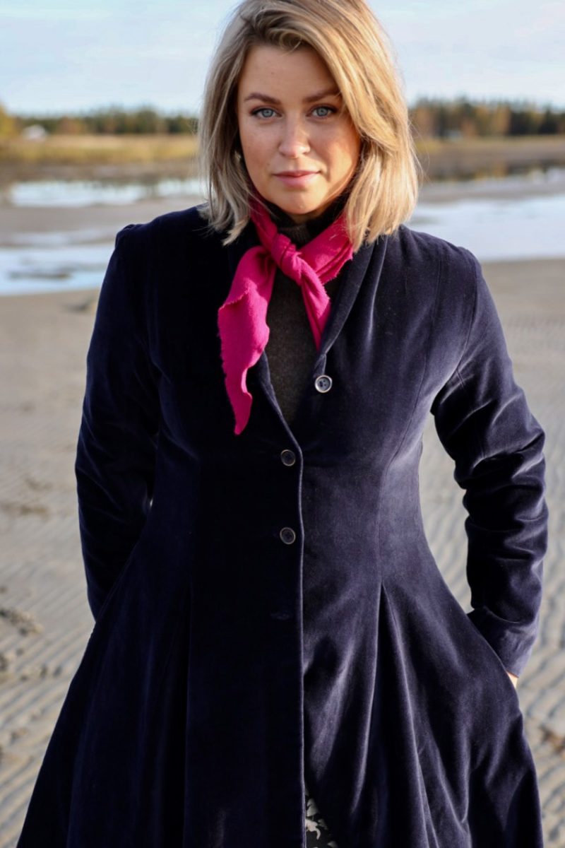 Liten triangelscarf i merinoull, Cerise