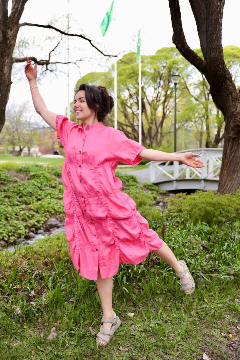 AIRY LINEN Klänning i lin,