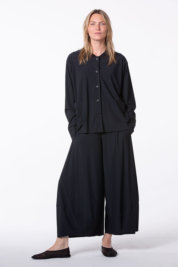 Vida byxor i "resekvalité", Black