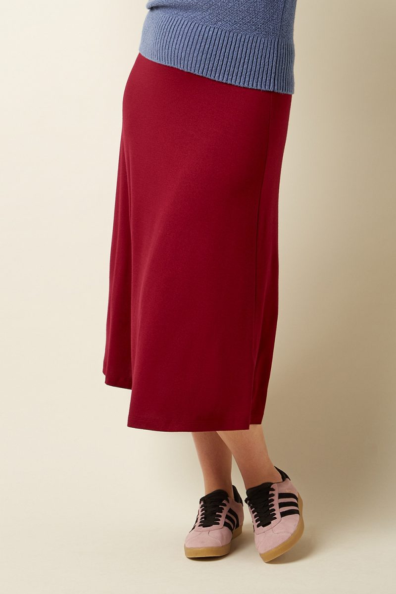 JUNO MIDI MILANO Kjol i viskosjersey, Cabernet Red