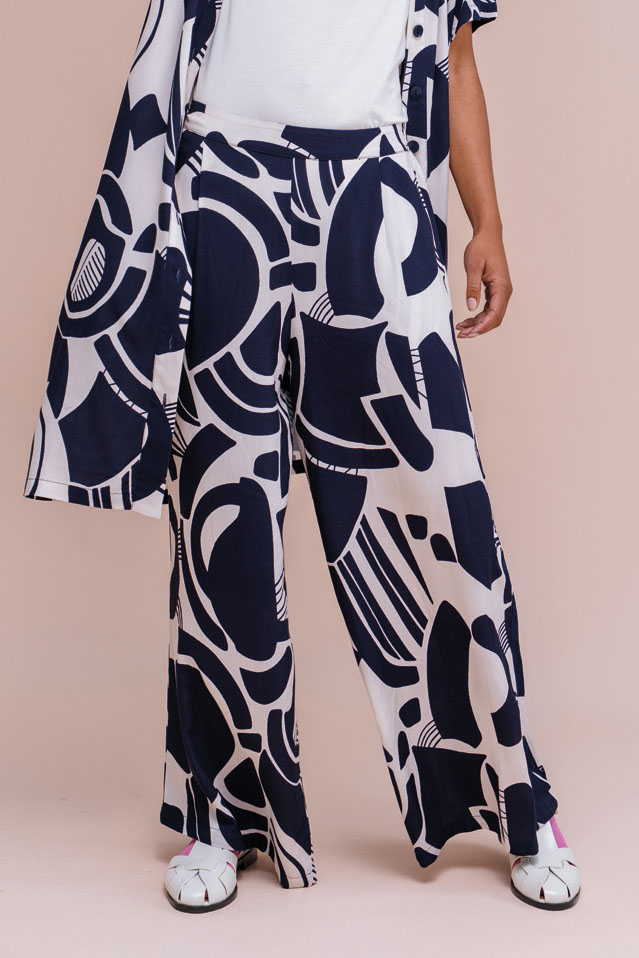 Byxor i viskos, Pattern-Navy