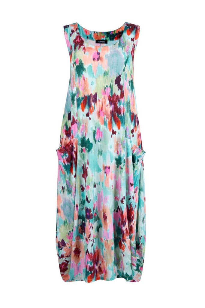 ERLA Klänning i viskostrikå, Flory