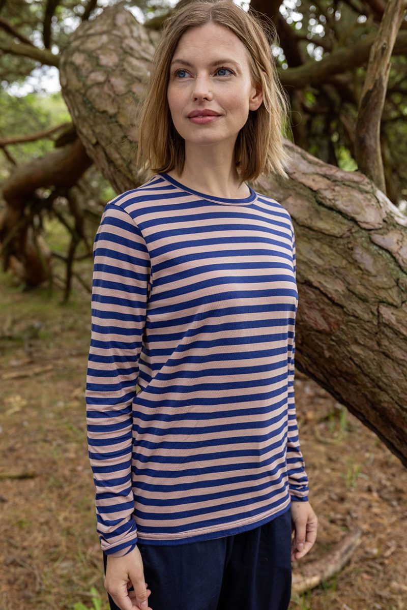DaneJUBII Topp i stretchig bomull/modal-trikå, Quail/Dark Blue