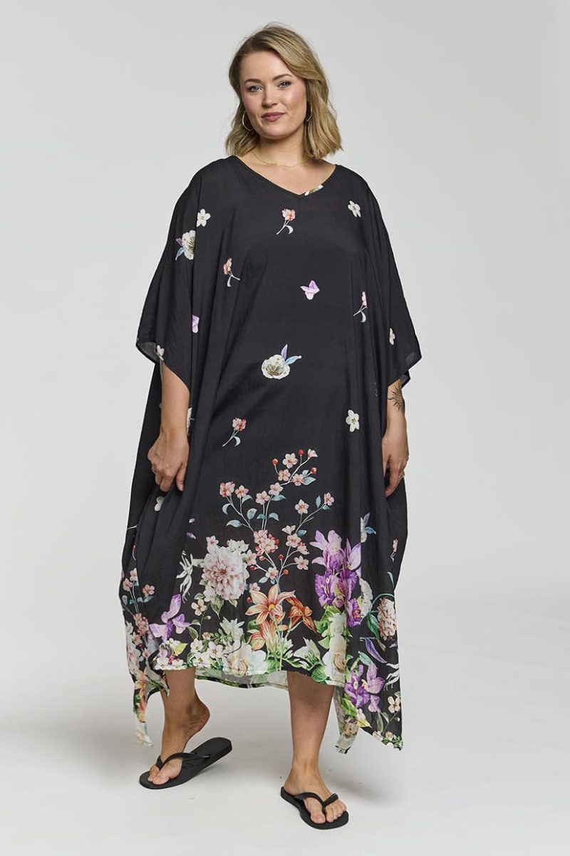 gLIA Kaftan i viskos, Black with Flower