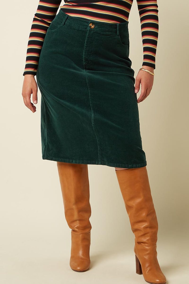 PRISCA CORDUROY Kjol i bomullsmanschester, Pine Green
