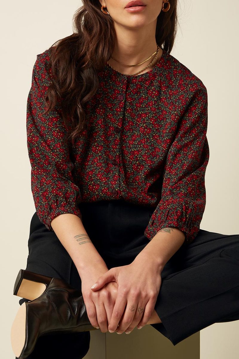 CYBIL JUNIPER Blus i lenzingviskos, Grape Red