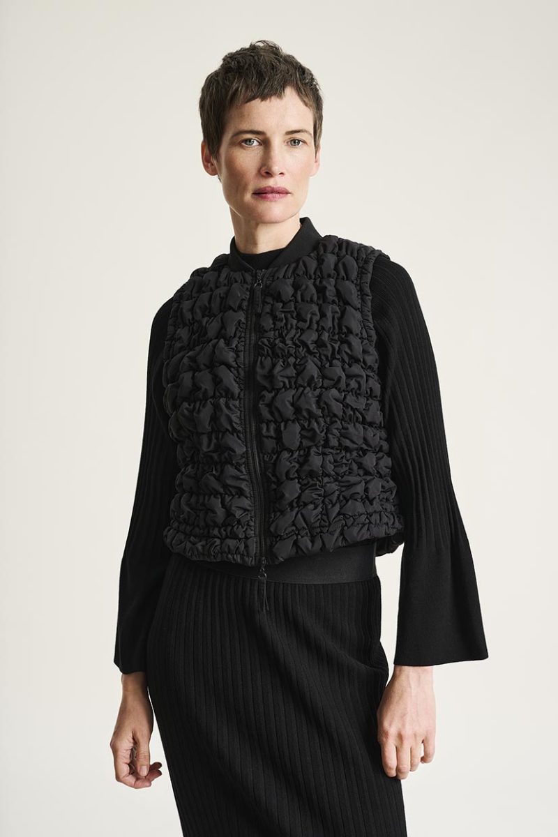 KOSEI Väst i quiltad bomull, Black