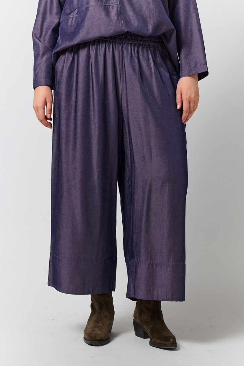 gKARINA LOOSE Culottesbyxor i viskosmix, Purple